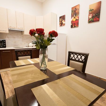 Wonderful flat on city center  Uzjhorod Exteriör bild