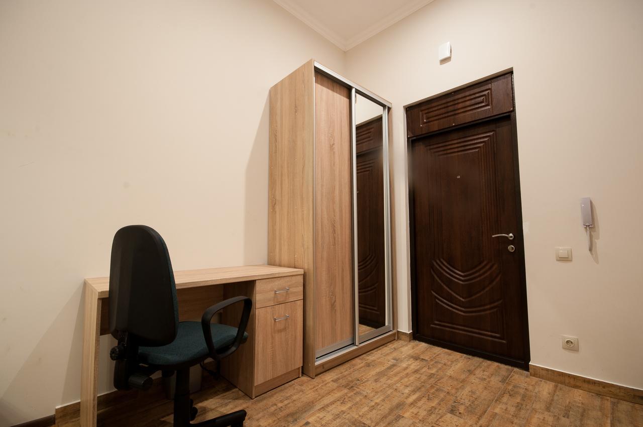 Wonderful flat on city center  Uzjhorod Exteriör bild